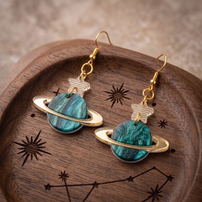 Green Saturn & Star
